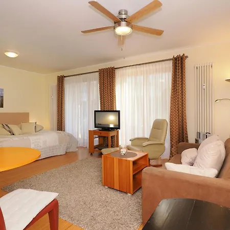 Kaiservillen - 1-raum-ferienwohnung Mit Terrasse D103 Appartement *